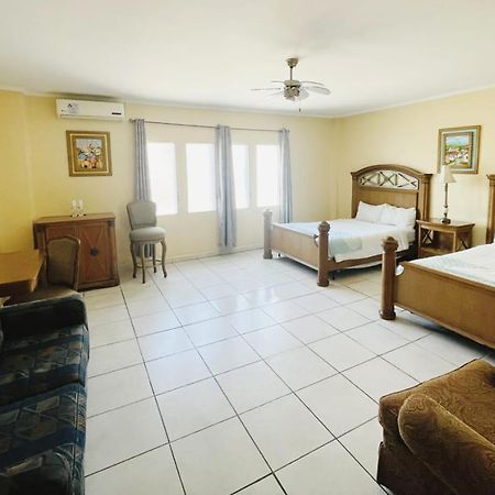 Hotel Carnaval La Ceiba Exterior photo